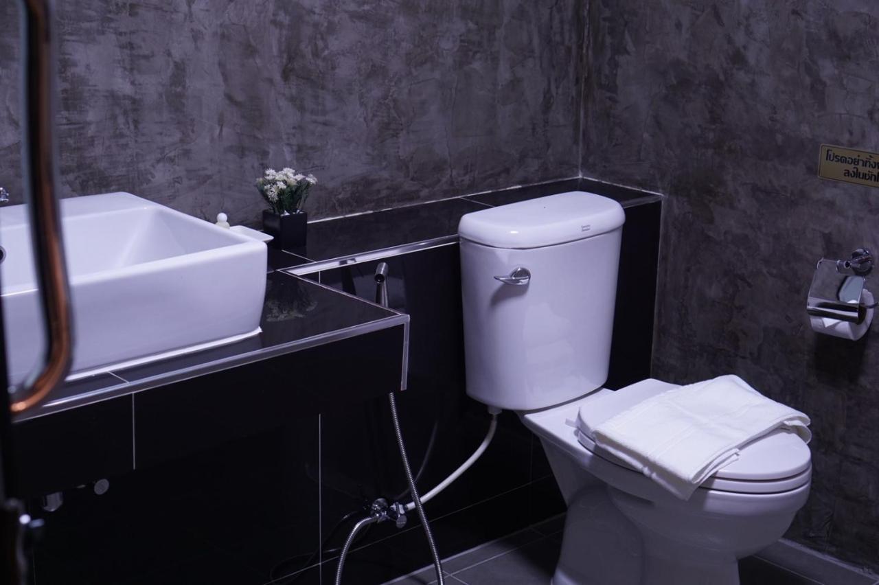 S.S.Hotel Nangrong Ngoại thất bức ảnh