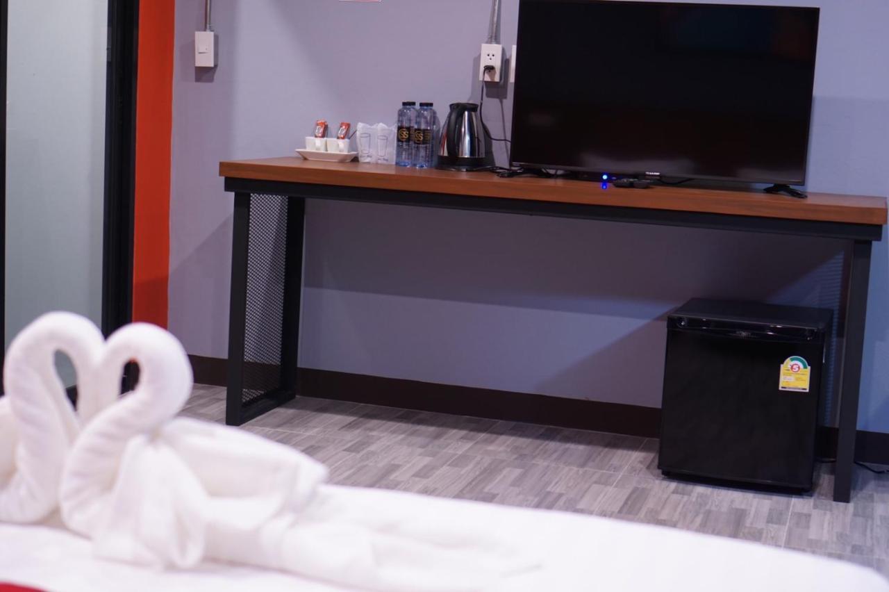 S.S.Hotel Nangrong Ngoại thất bức ảnh